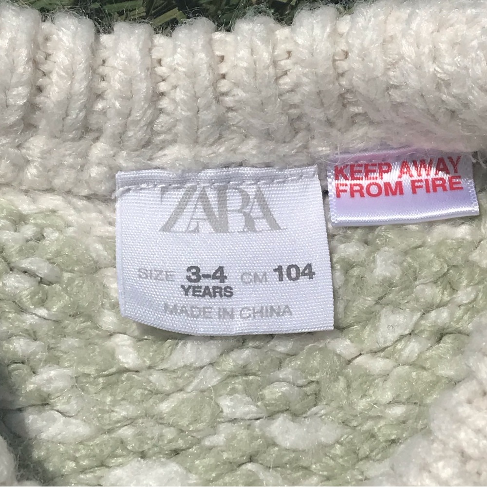 ZARA Winter Knit sweater - Picture 3 of 3